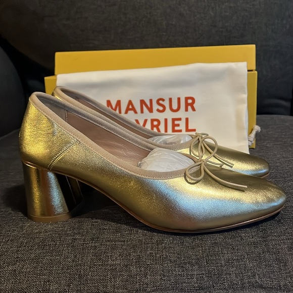 Mansur Gavriel gold pumps size 6 - Picture 5 of 9